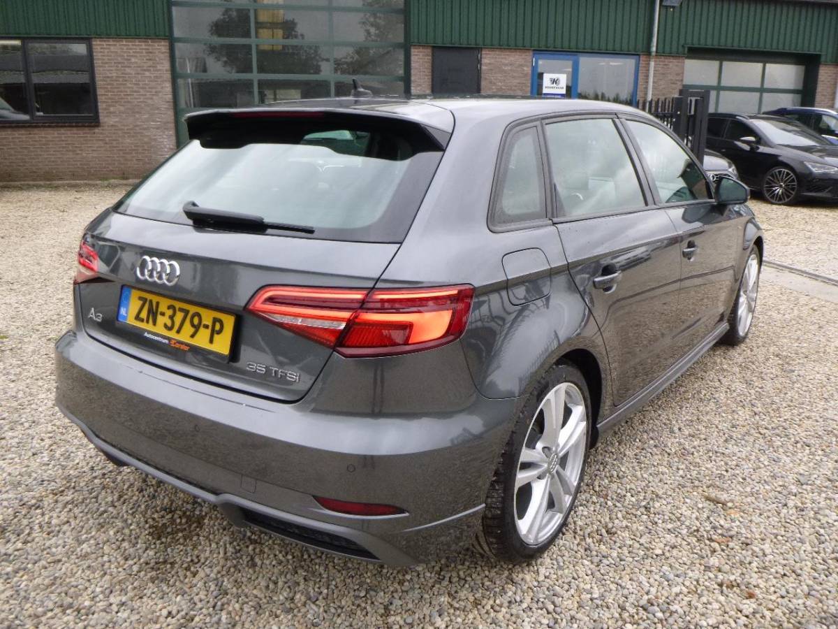 Audi A3 Audi A3 Sportback 35 TFSI CoD Advance Sport S-LINE DIGI KLOK