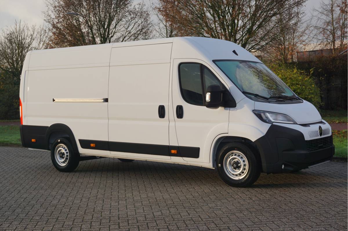 Citroën Jumper Citroën Jumper Heavy 2.2 180PK EAT8 Automaat L4H2  BPM VRIJ!! Airco, Camera, 3.0T Trekgewicht!! Nr. 584