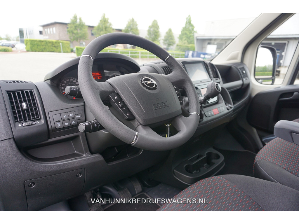 Opel Movano Opel Movano 3500 2.2 CDTI 140PK L2H2 BPM VRIJ!! Climate, Cruise, Navi!! Nr. 455