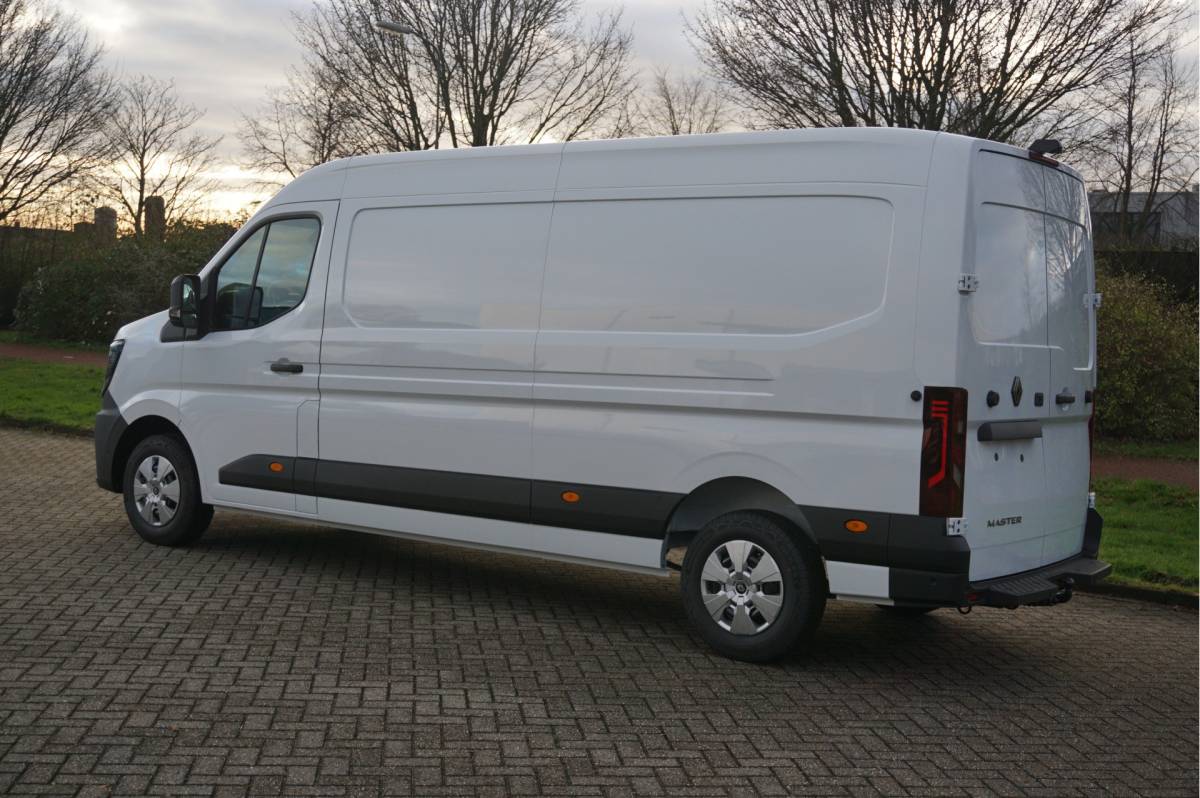 Renault Master Renault Master T35 150PK Extra L3H2 BPM VRIJ!! 10″ R-Link scherm, Camera, Trekhaak 270Gr Deur!! NR. 847