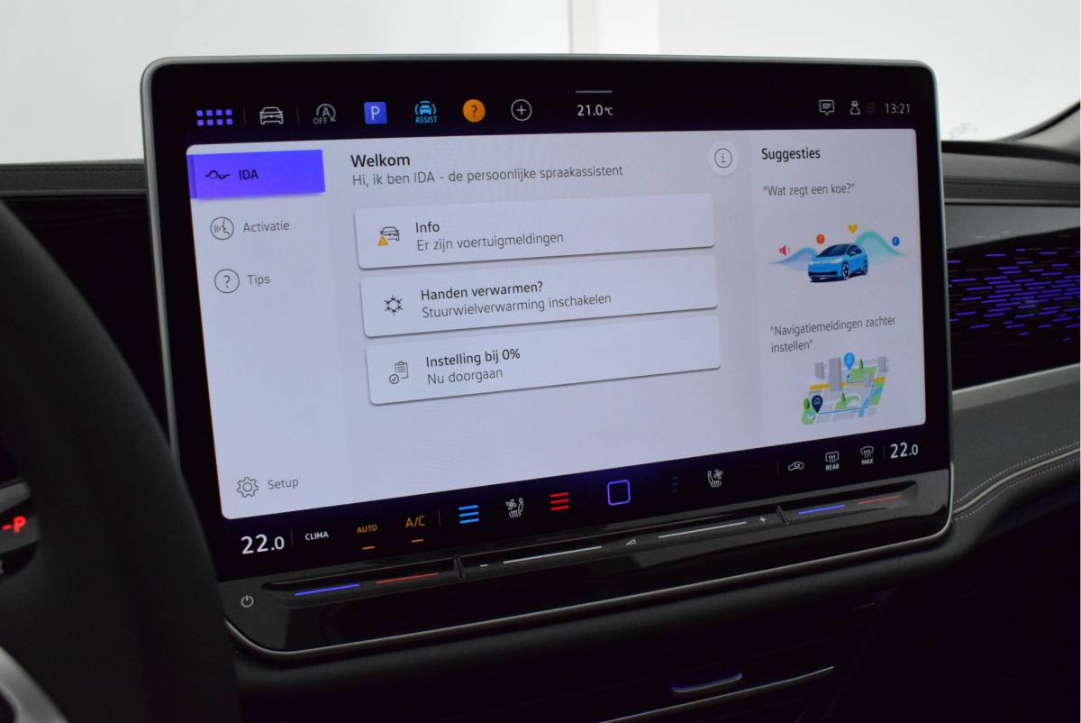 Volkswagen Passat Volkswagen Passat Variant 1.5 eTSI 150pk DSG Elegance Business Trekhaak Keyless Massage 360Camera Panoramadak IQ.Light Virtual Cockpit Navigatie