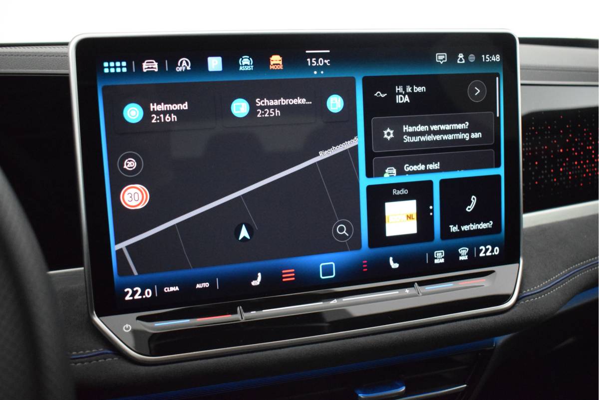 Volkswagen Passat Volkswagen Passat Variant 1.5 eTSI 150pk DSG R-Line Business Black Style Trekhaak Camera Panoramadak Massage Stoelverwarming Navigatie