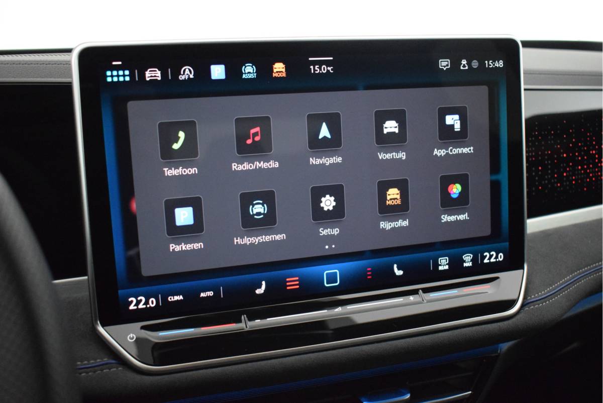 Volkswagen Passat Volkswagen Passat Variant 1.5 eTSI 150pk DSG R-Line Business Black Style Trekhaak Camera Panoramadak Massage Stoelverwarming Navigatie
