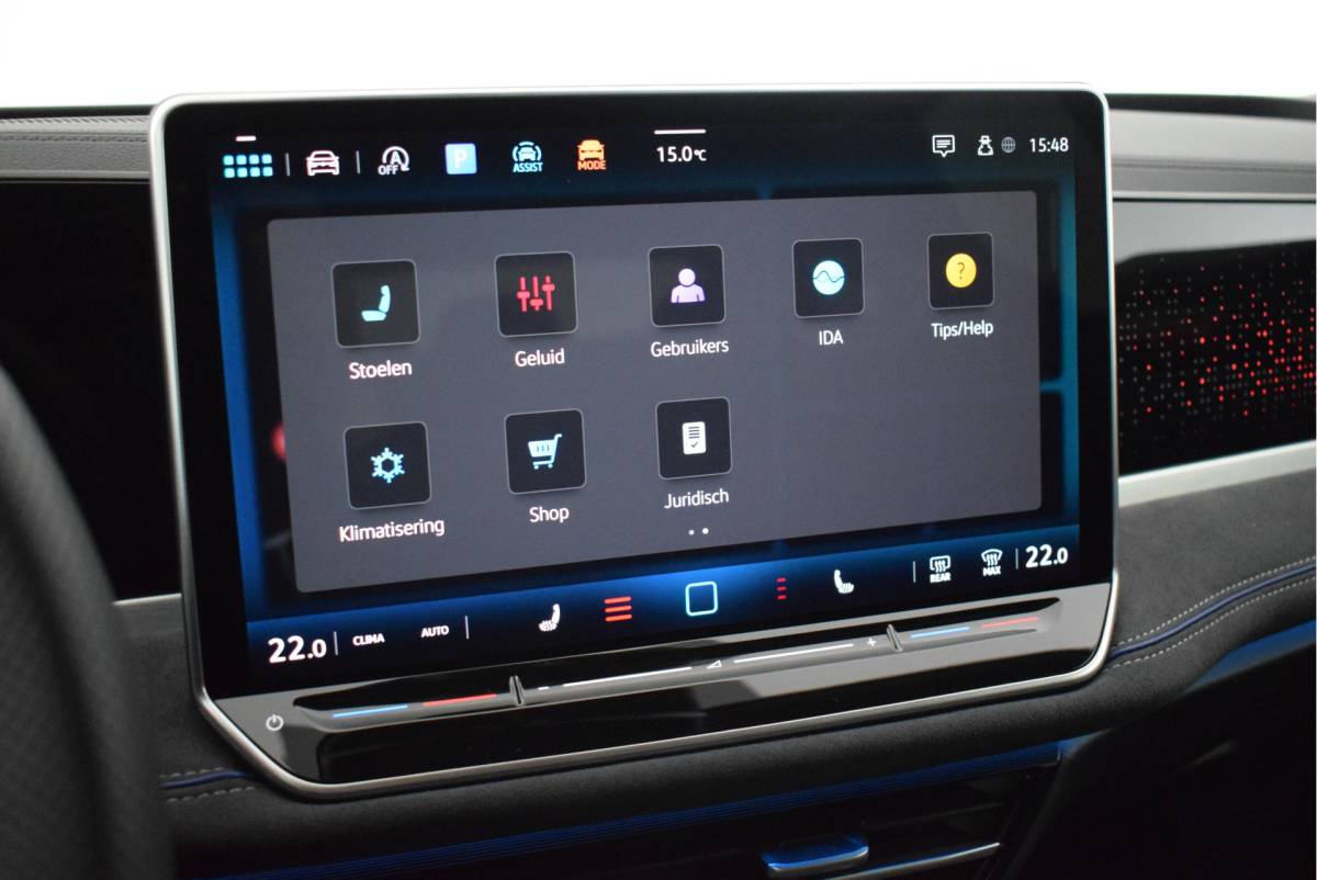 Volkswagen Passat Volkswagen Passat Variant 1.5 eTSI 150pk DSG R-Line Business Black Style Trekhaak Camera Panoramadak Massage Stoelverwarming Navigatie