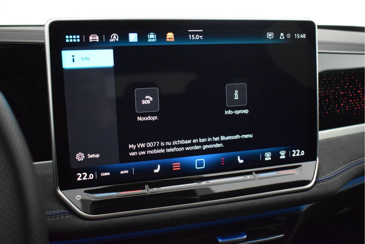 Volkswagen Passat Volkswagen Passat Variant 1.5 eTSI 150pk DSG R-Line Business Black Style Trekhaak Camera Panoramadak Massage Stoelverwarming Navigatie