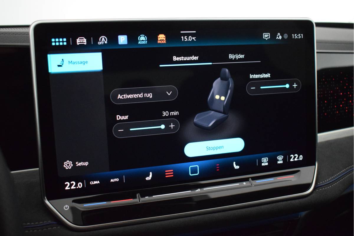 Volkswagen Passat Volkswagen Passat Variant 1.5 eTSI 150pk DSG R-Line Business Black Style Trekhaak Camera Panoramadak Massage Stoelverwarming Navigatie