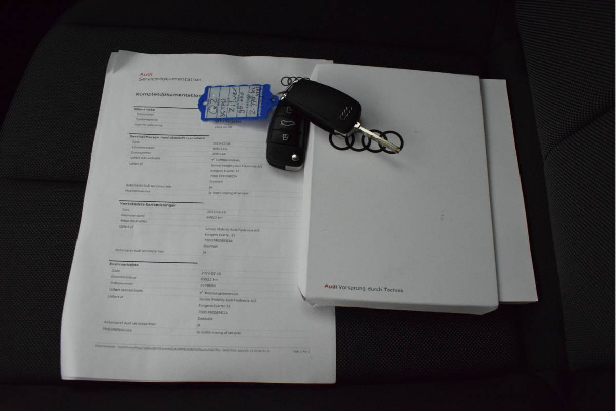 Audi Q2 Audi Q2 35 TFSI 150pk S-Tronic Business Edition App-Connect Led Keyless Camera Stoelverwarming