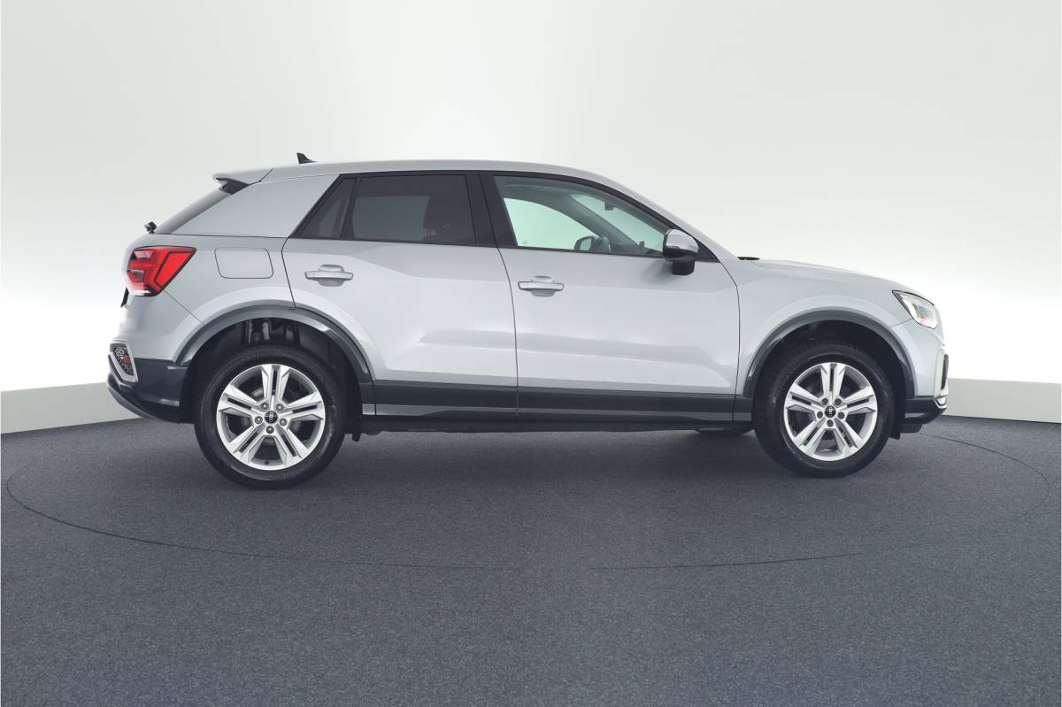Audi Q2 Audi Q2 35 TFSI 150pk S-Tronic Business Edition App-Connect Led Keyless Camera Stoelverwarming