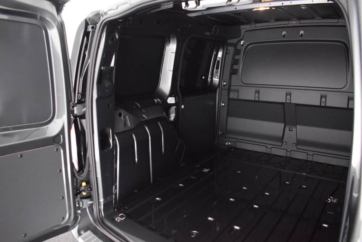 Volkswagen Caddy Volkswagen Caddy Cargo 2.0 TDI 122pk DSG Style 2x Schuifdeur Camera Led Virtual Cockpit Stoelverwarming