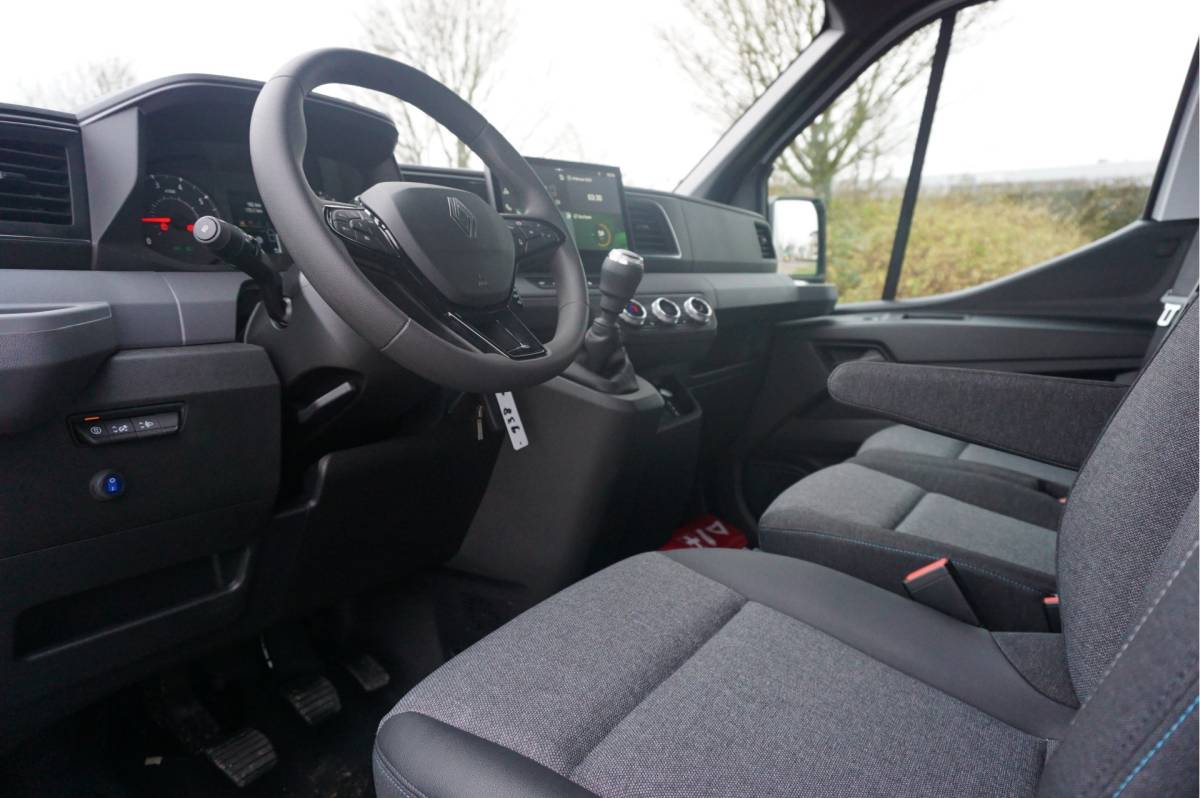 Renault Master Renault Master T35 170PK L4 Bakwagen BPM VRIJ!! 10″Scherm Apple CP/Android A, Dhollandia Klep!! NR. 991
