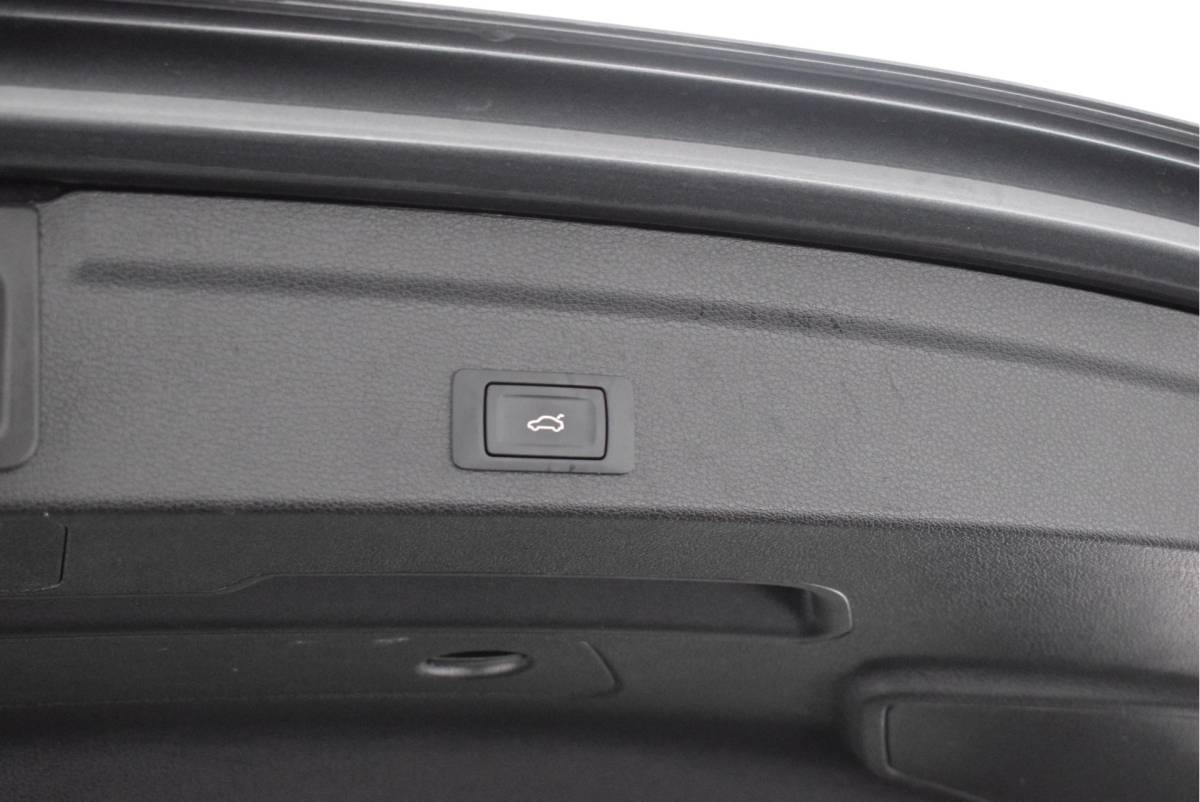 Audi Q3 Audi Q3 Sportback 35 TFSI 150pk S-Tronic 2x S-Line Trekhaak Camera Navigatie Led