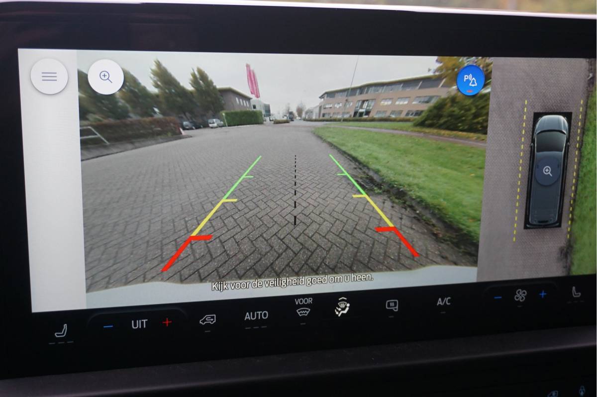 Ford Transit Custom Ford Transit Custom 300L 170PK DC Limited AUT BPM VRIJ!! Navi, ACC, 360° Cam, 16″ LM, Elek. Schuifdeur!! NR. 822