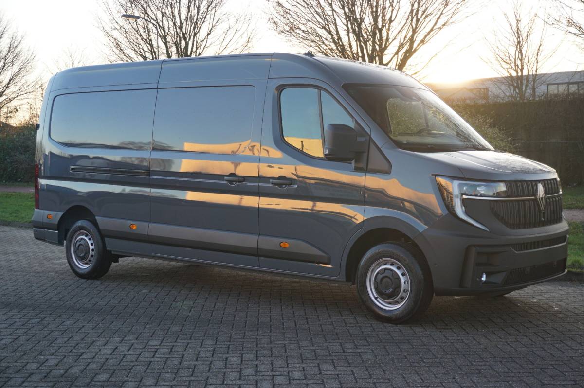 Renault Master Renault Master T35 170PK L3H2 BPM VRIJ!! 10″ R-Link Navi, Camera, LED 2x Schuifdeur!! NR. 852