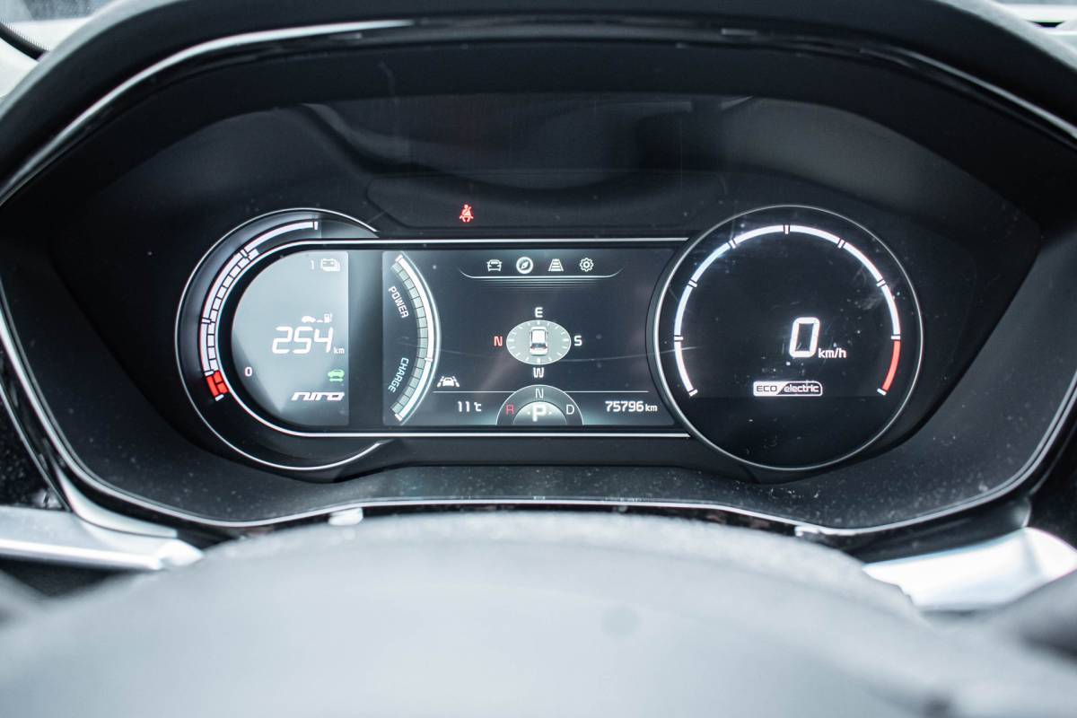 Kia e-Niro Kia e-Niro DynamicPlusLine 64 kWh | Grote accu | 400km range
