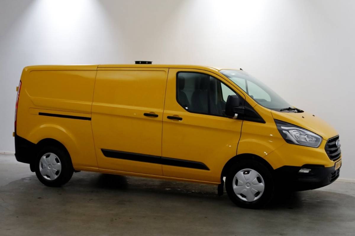 Ford Transit Custom Ford Transit Custom 340 2.0 TDCI 130pk L2H1 Trend Airco/Trekhaak 2800kg 09-2019
