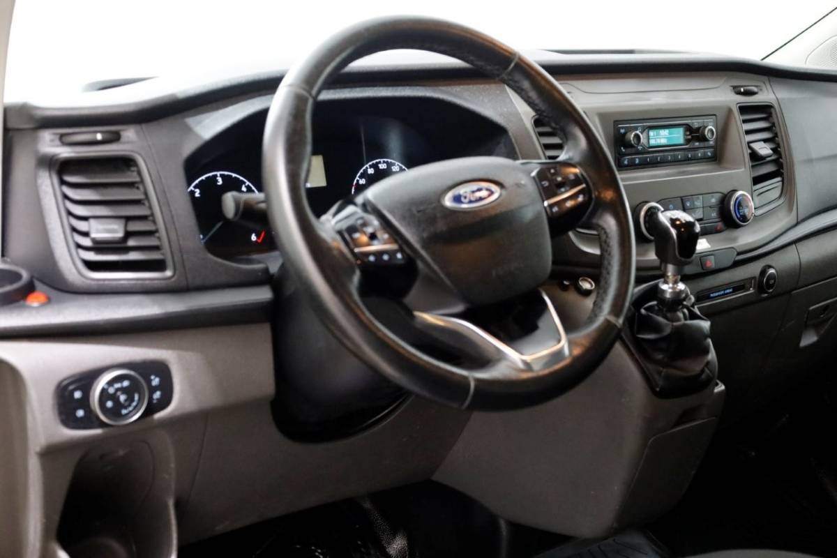 Ford Transit Custom Ford Transit Custom 340 2.0 TDCI 130pk L2H1 Trend Airco/Trekhaak 2800kg 09-2019