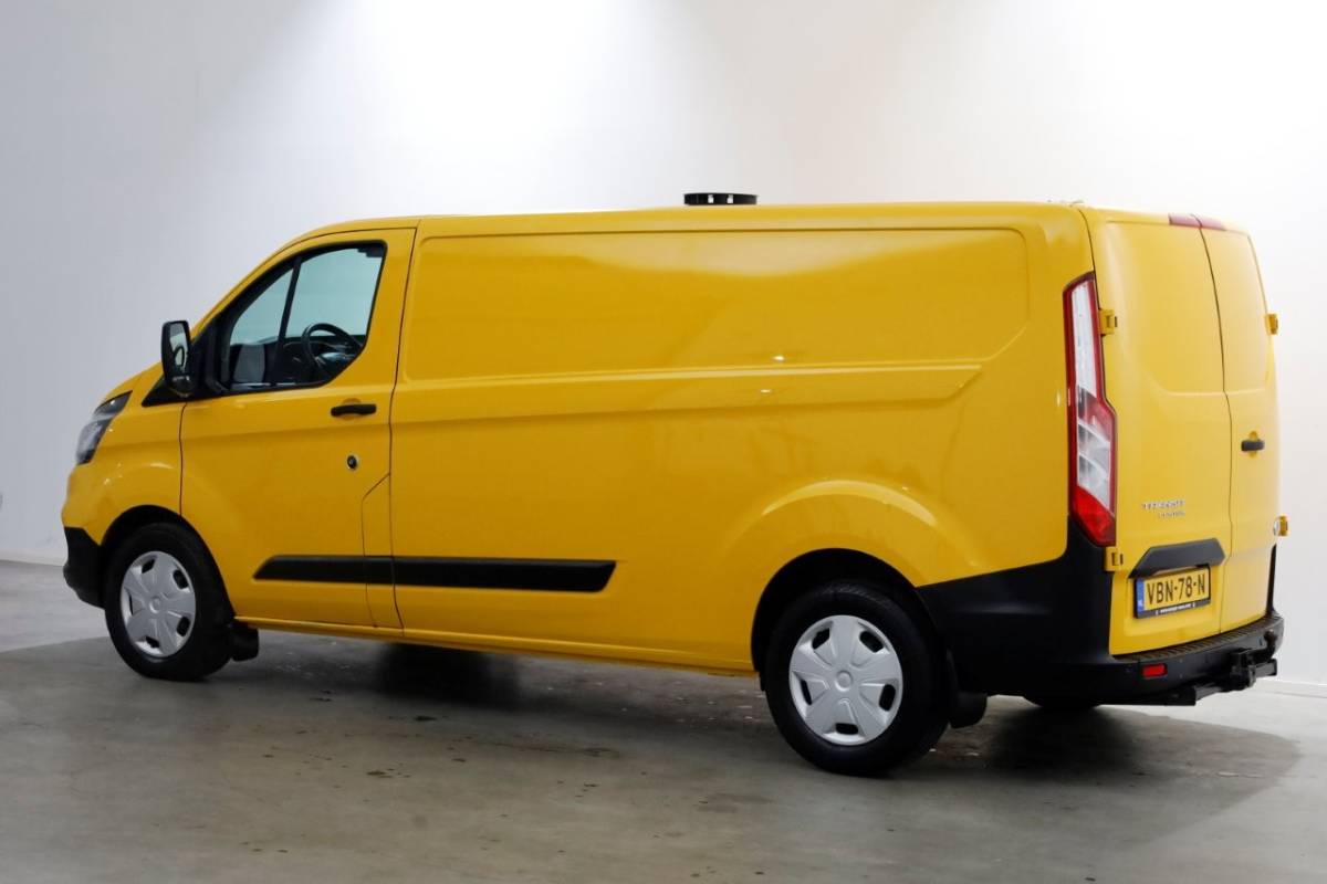 Ford Transit Custom Ford Transit Custom 340 2.0 TDCI 130pk L2H1 Trend Airco/Trekhaak 2800kg 09-2019