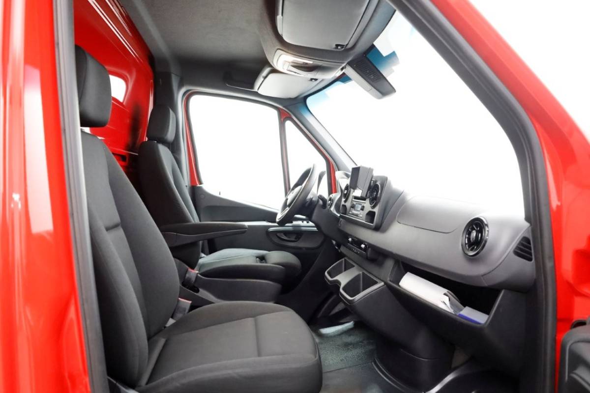 Mercedes-Benz Sprinter Mercedes-Benz Sprinter 311 CDI 7G Automaat RWD Bakwagen met achterdeuren Airco 02-2021