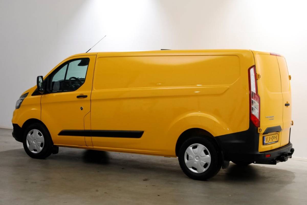 Ford Transit Custom Ford Transit Custom 340 2.0 TDCI 130pk E6 L2H1 Trend Airco/Trekhaak 2800kg 11-2021