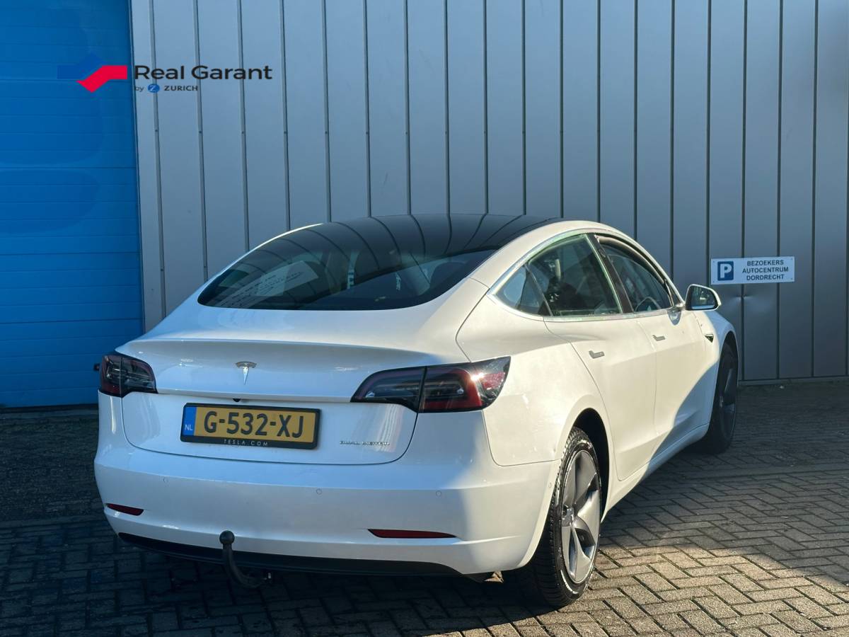 Tesla Model 3 Tesla Model 3 Long Range AWD 75 kWh TREKHAAK DUAL MOTOR AUTOPILOT ORG NL