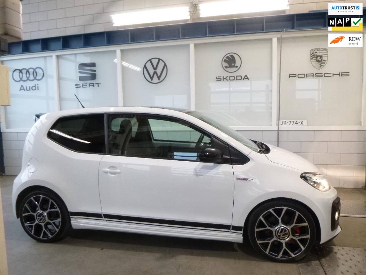 Volkswagen up! Volkswagen UP! GTI CAMERA PDC SPORTONDERSTEL GECHIPT