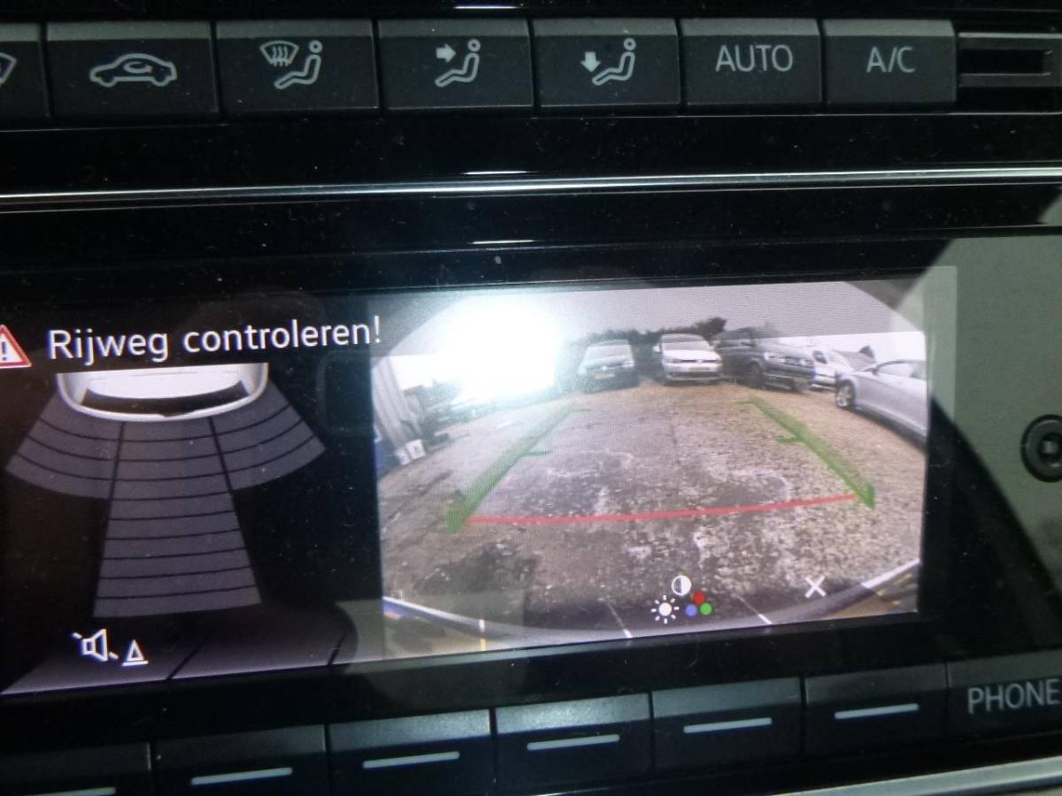 Volkswagen up! Volkswagen UP! GTI CAMERA PDC SPORTONDERSTEL GECHIPT