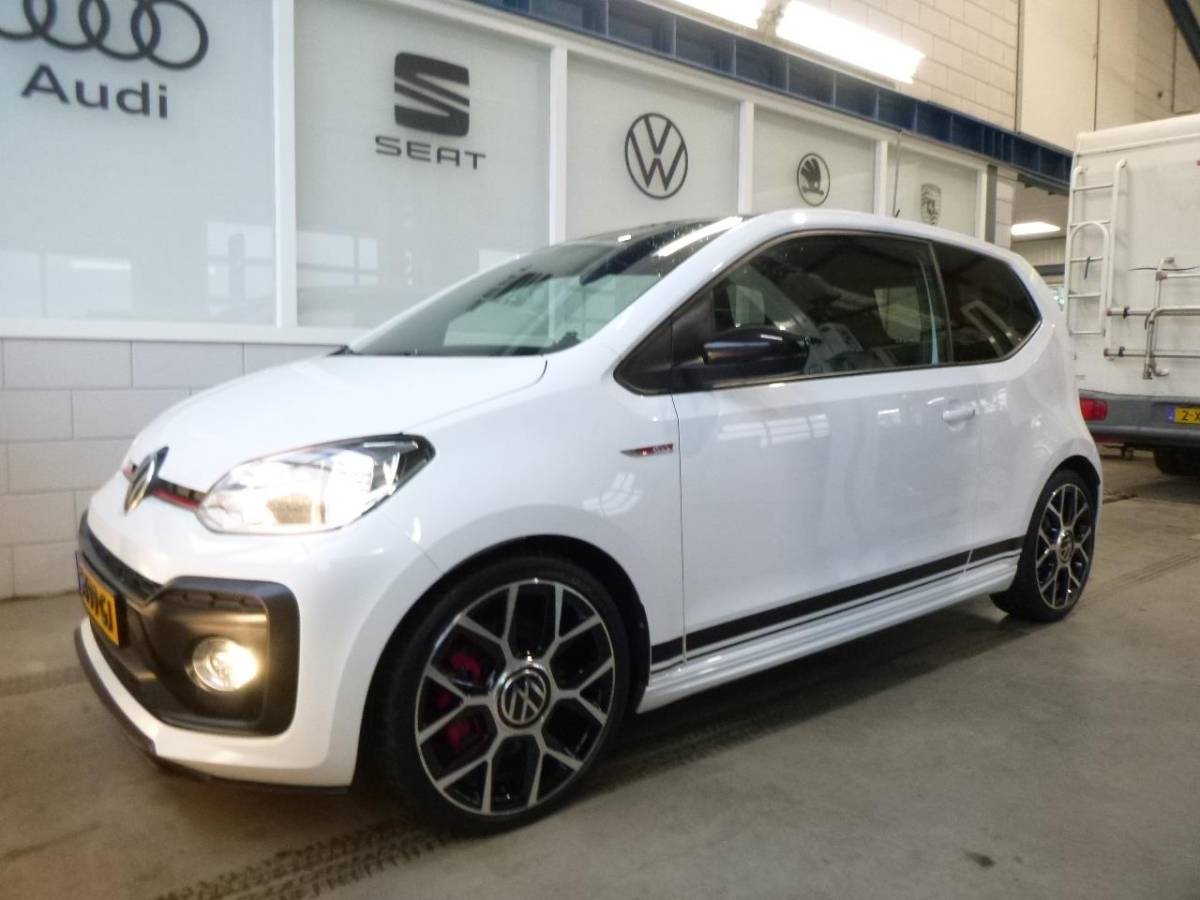 Volkswagen up! Volkswagen UP! GTI CAMERA PDC SPORTONDERSTEL GECHIPT
