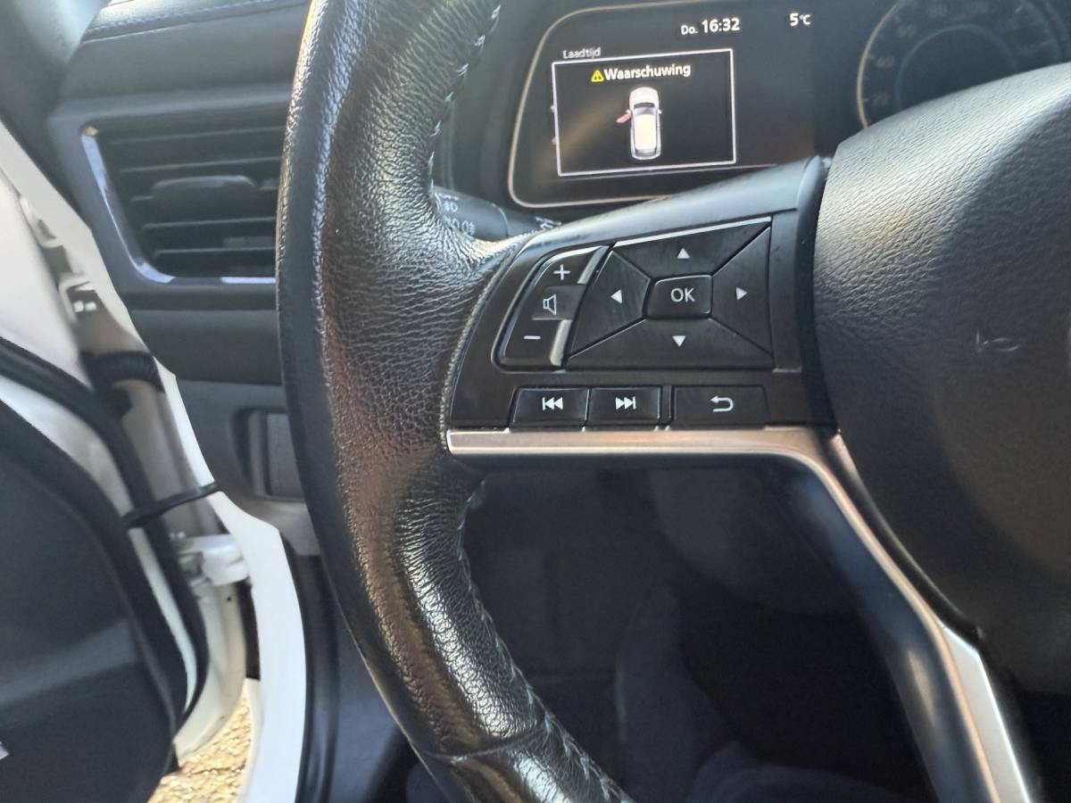 Nissan Leaf Nissan LEAF Tekna 40 kWh Bj 2019 Km 74.014 Leer,Stoelverwaming,Navi,Camera,17Inch 150PK