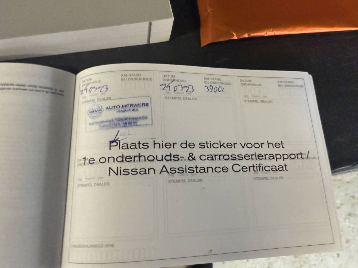 Nissan Leaf Nissan LEAF Tekna 40 kWh Bj 2019 Km 74.014 Leer,Stoelverwaming,Navi,Camera,17Inch 150PK