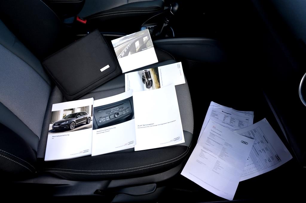 Audi A1 Sportback Audi A1 SPORTBACK 1.0 TFSI Design S-tronic PDC/NAVI/LMV/PANO