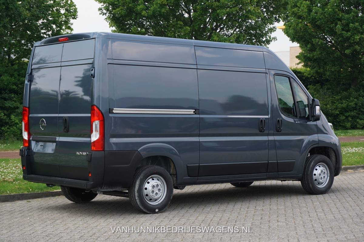 Opel Movano Opel Movano 3500 2.2 CDTI 140PK L2H2 BPM VRIJ!! Climate, Cruise, Navi!! Nr. 457