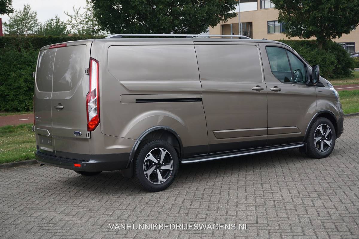 Ford Transit Custom Ford Transit Custom 300L Active 130PK BPM VRIJ!! Airco, Apple CP/Android Auto / Camera, 17″LM!! NR. 427