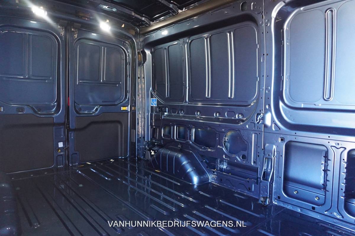 Ford Transit Ford Transit 350L 170PK L3H2 Limited AUT BPM VRIJ!! 12″ Sync4 Navi + Camera, LM Velg, Xenon!! NR. 225