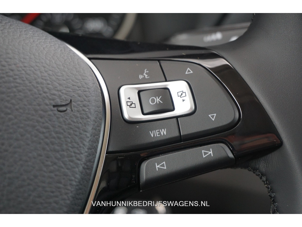 Volkswagen Crafter Volkswagen Crafter 35 177PK L3H3 AUT BPM VRIJ!! Airco, Navi, Camera, Gev. Stoel, Alarm, LED!! NR. 968