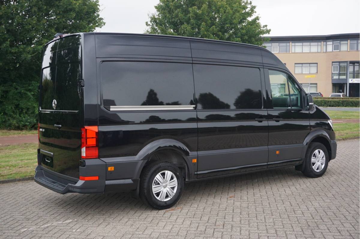 Volkswagen Crafter Volkswagen Crafter 35 177PK L3H3 AUT BPM VRIJ!! Airco, Navi, Camera, Gev. Stoel, Alarm, LED!! NR. 968