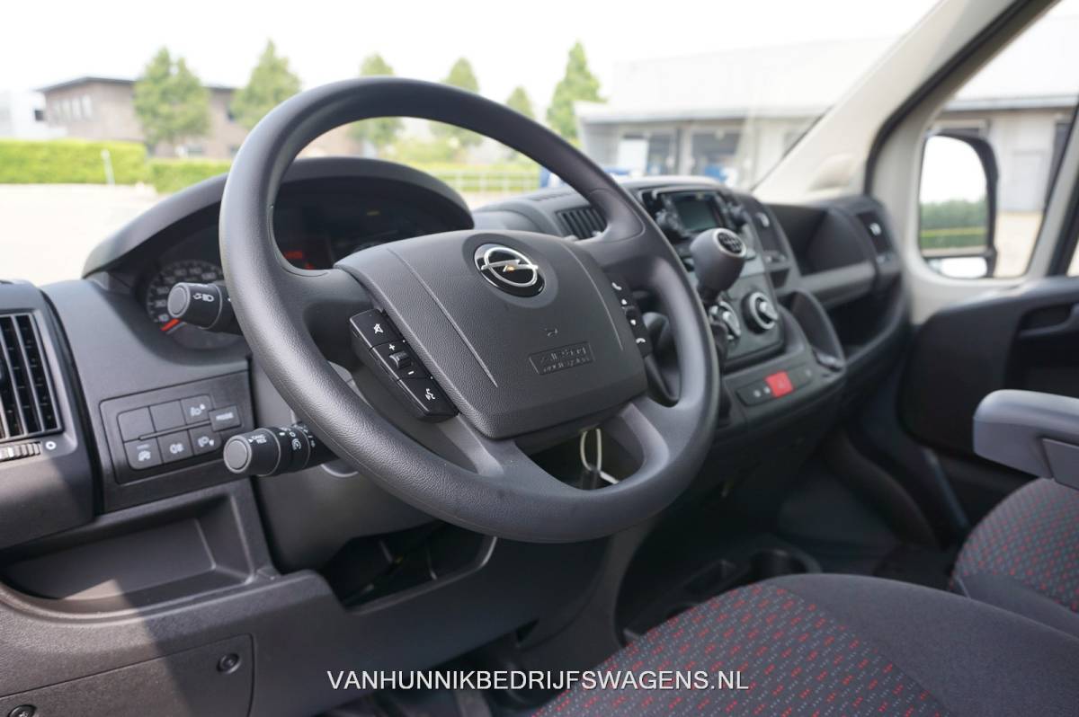 Opel Movano Opel Movano 3500 2.2 CDTI 140PK L2H2 BPM VRIJ!! Airco, Cruise, PDC!! Nr. 672