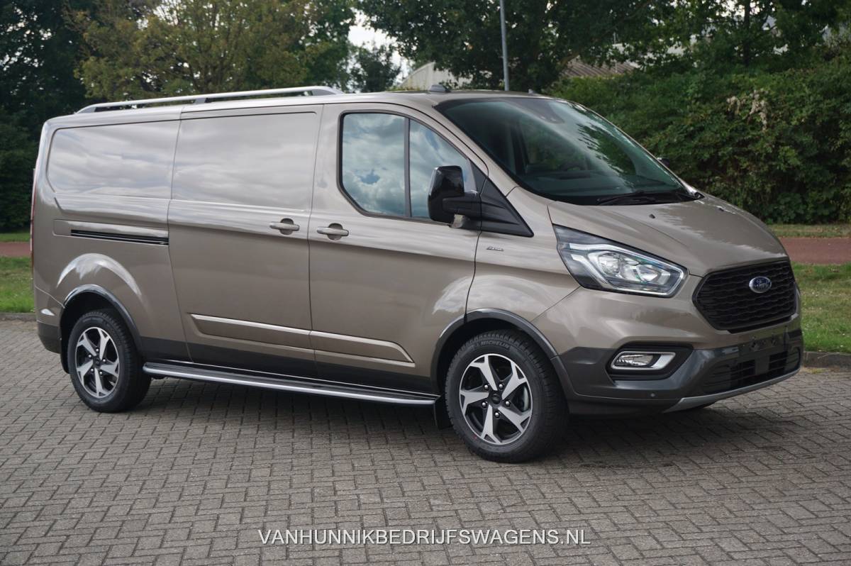 Ford Transit Custom Ford Transit Custom 300L Active 130PK DEMO Auto BPM VRIJ!! Airco, Apple CP/Android Auto / Camera, 17″LM!! NR. 396
