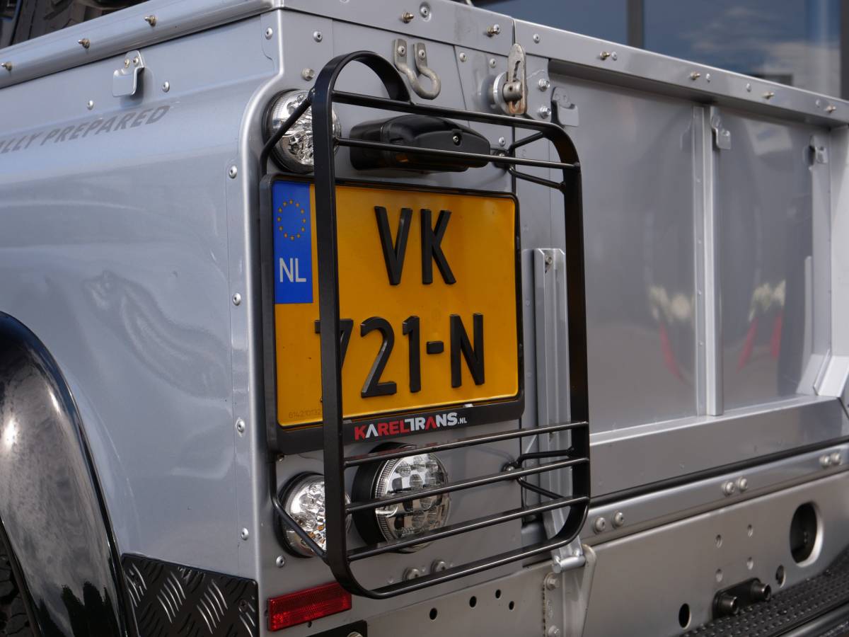 Land Rover Defender Land Rover Defender 2.4 TD Soft Top 90 | voor de liefhebber | unieke uitvoering..