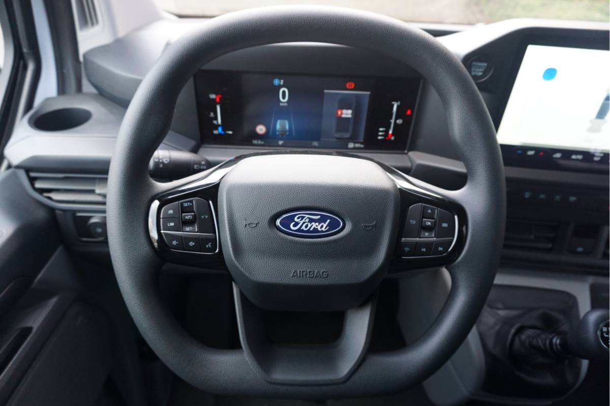 Ford Transit Custom Ford Transit Custom 320L 136PK Limited BPM VRIJ!! 13″ Sync 4 Apple CP, Cam, 17″ LM, LED!! NR. 912
