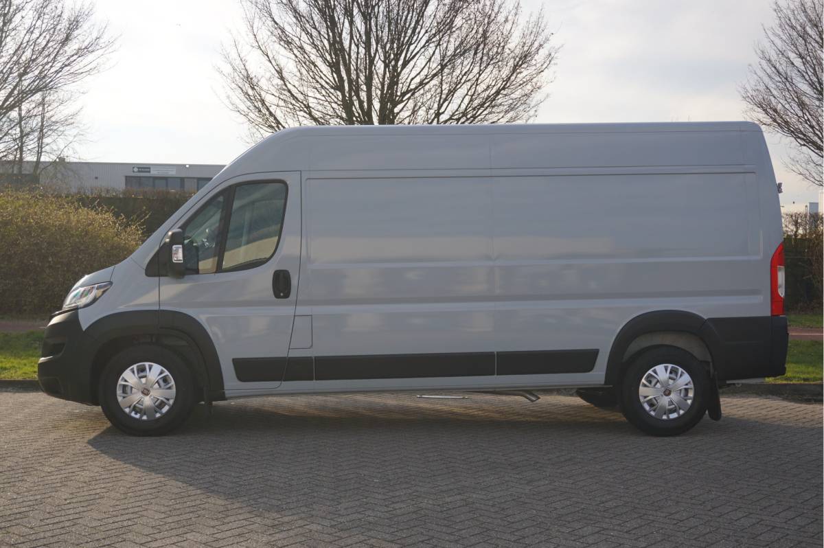 Fiat Ducato Fiat Ducato Maxi 35 2.2 180PK L3H2 Automaat BPM VRIJ!! Clima, Navi, LED, Cam, ACC, Gev. Stoel, Trekhaak, 270° Deur NR. 982