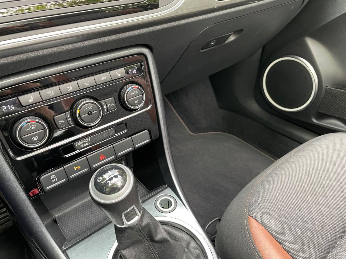 Volkswagen Beetle Volkswagen Beetle Cabriolet1.2 TSI Allstar Plus / face lift ( 4 x Beetle cabrio op voorraad )
