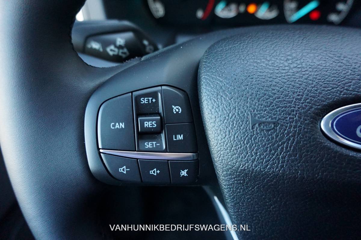 Ford Transit Custom Ford Transit Custom 300L Active 130PK BPM VRIJ!! Airco, Apple CP/Android Auto / Camera, 17″LM!! NR. 340