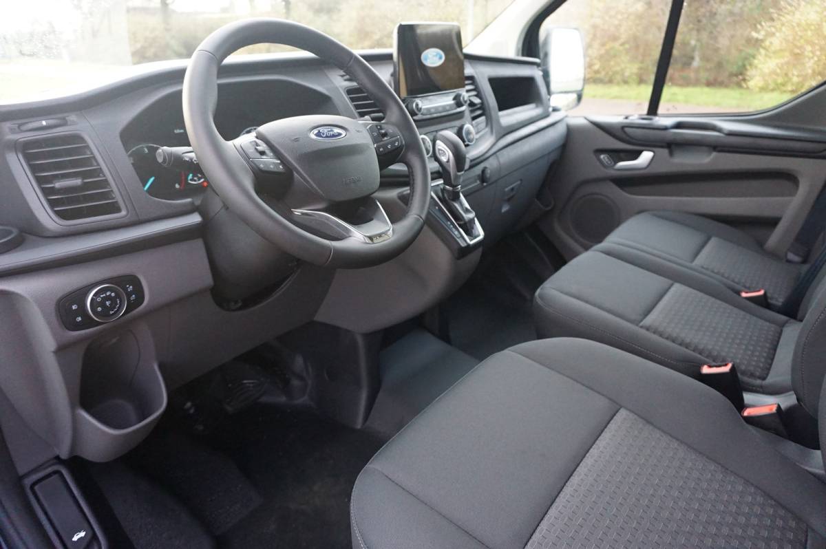 Ford Transit Custom Ford Transit Custom 340L 130PK Trend AUT BPM VRIJ!! Airco, Camera, Apple CP/Android Auto, Standkachel!! NR. 486