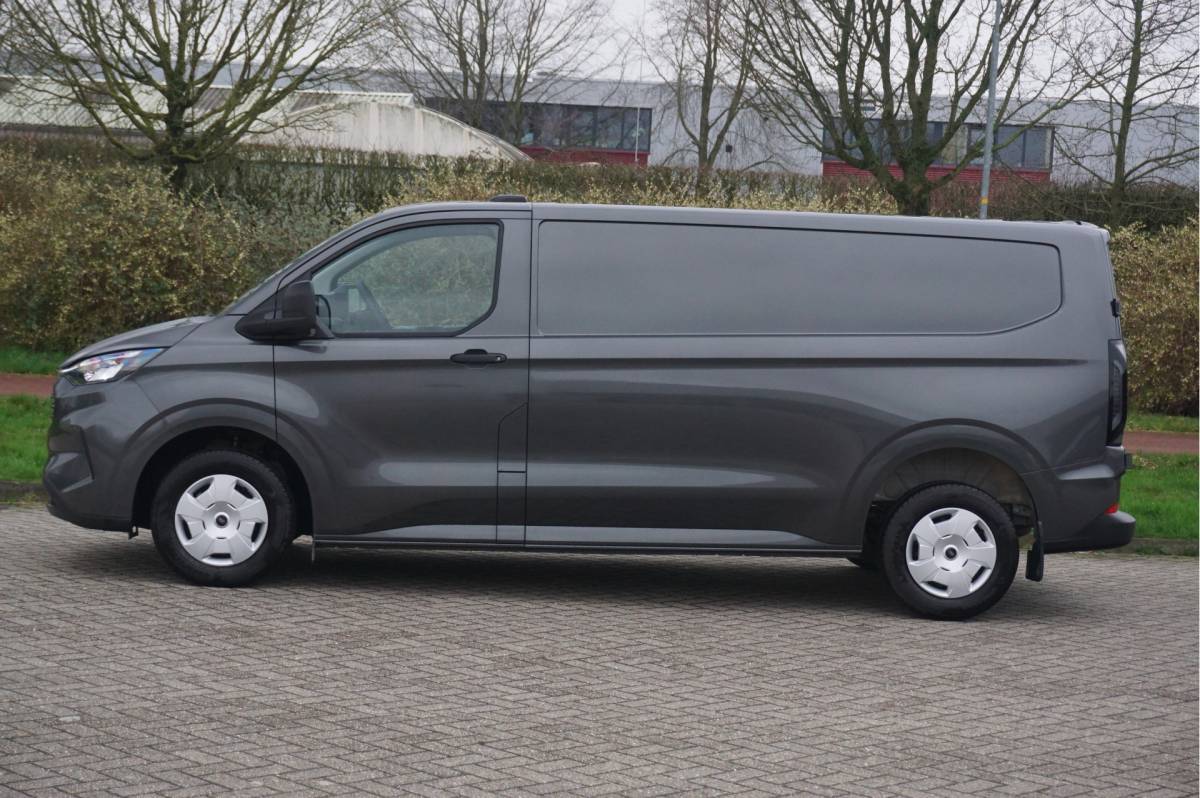 Ford Transit Custom Ford Transit Custom 300L 136PK Trend BPM VRIJ!! 13″ Sync Scherm incl. Apple CP/ Android A, Cam, LED!! NR. 202