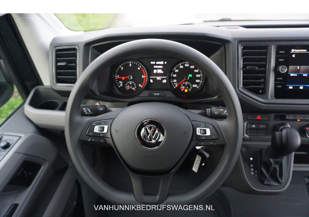 Volkswagen Crafter Volkswagen Crafter 35 177PK L3H3 AUT BPM VRIJ!! Airco, Navi, Camera, Cruise, Gev. Stoel 270Gr Deur!! NR. 764