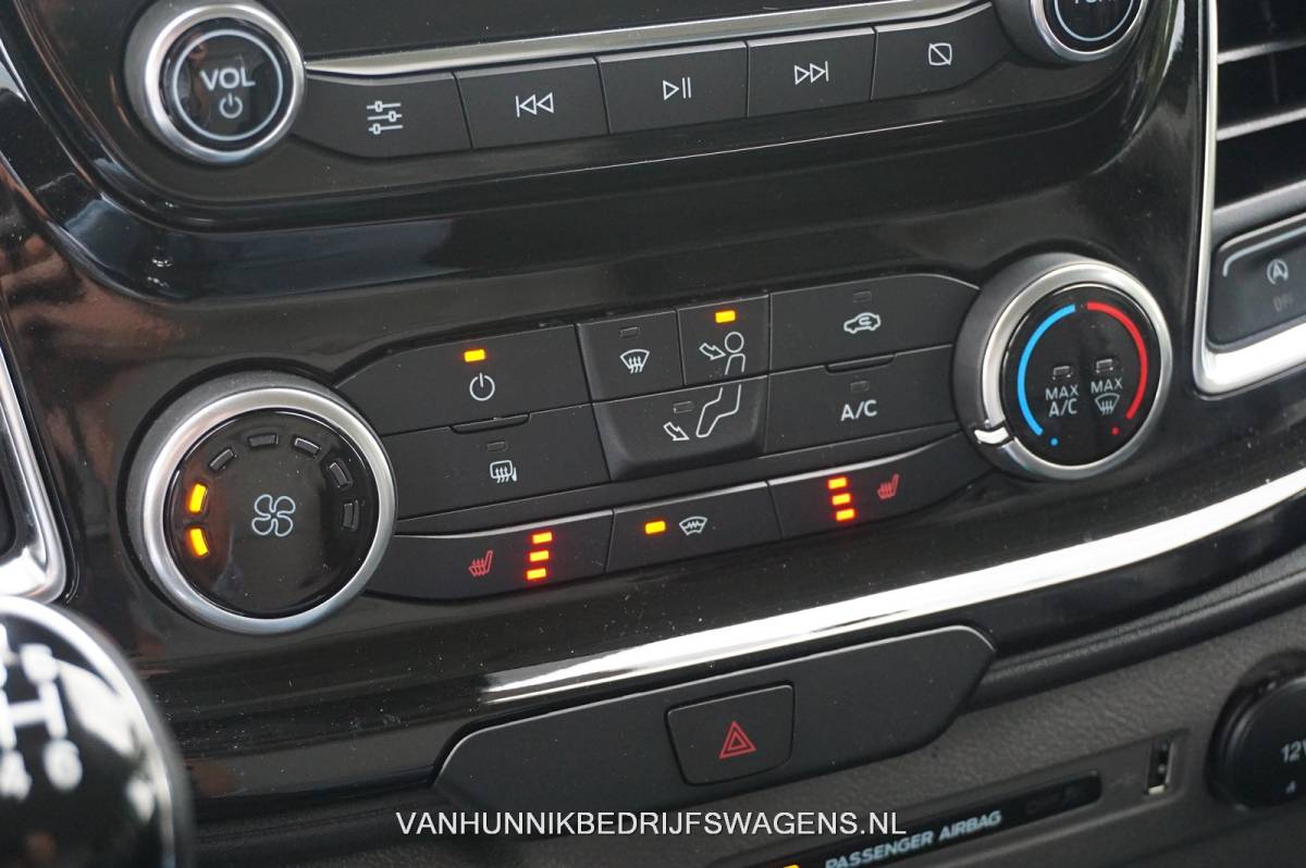 Ford Transit Custom Ford Transit Custom 300L Active 130PK BPM VRIJ!! Airco, Apple CP/Android Auto / Camera, 17″LM!! NR. 398