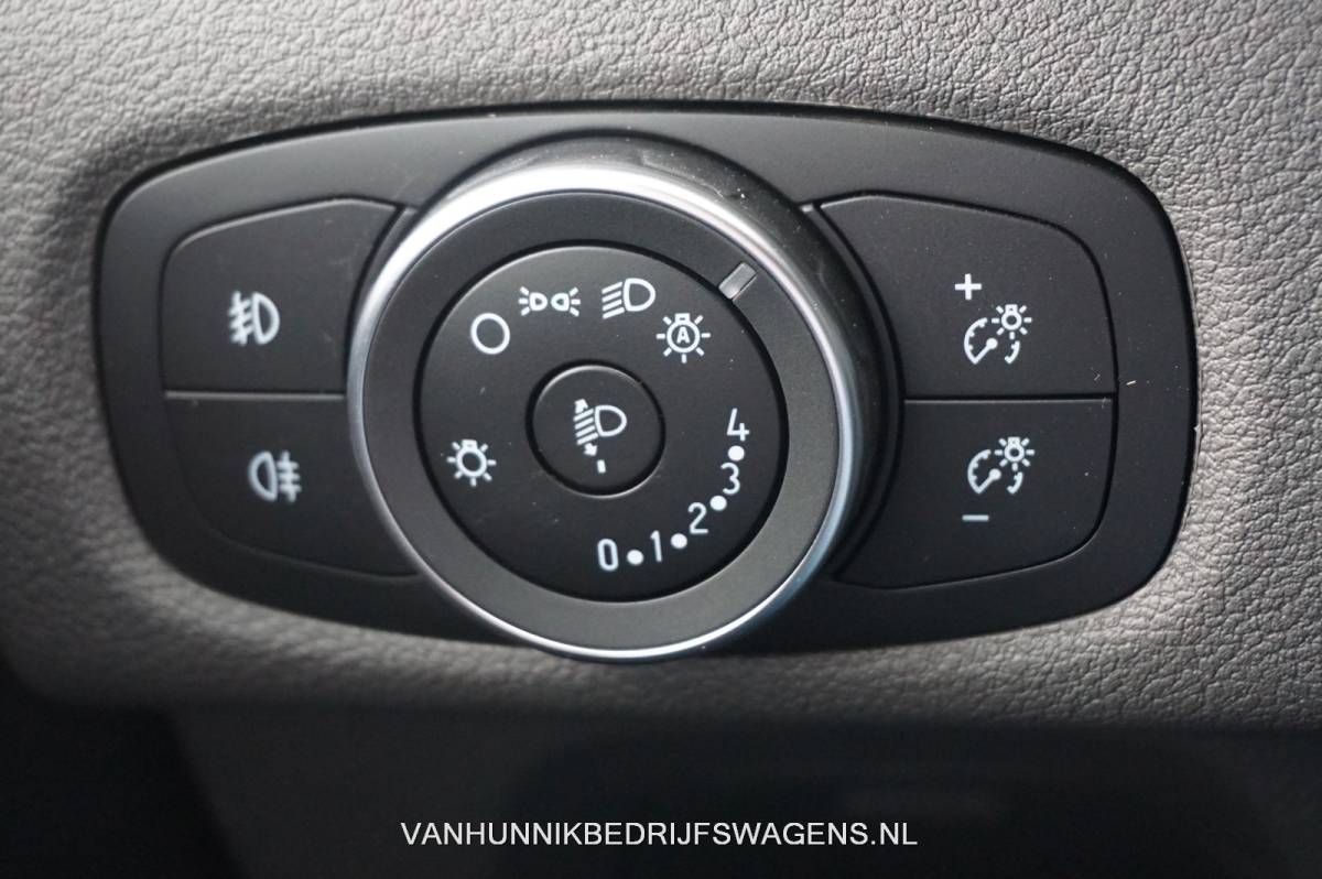 Ford Transit Custom Ford Transit Custom 300L Active 130PK BPM VRIJ!! Airco, Apple CP/Android Auto / Camera, 17″LM!! NR. 398