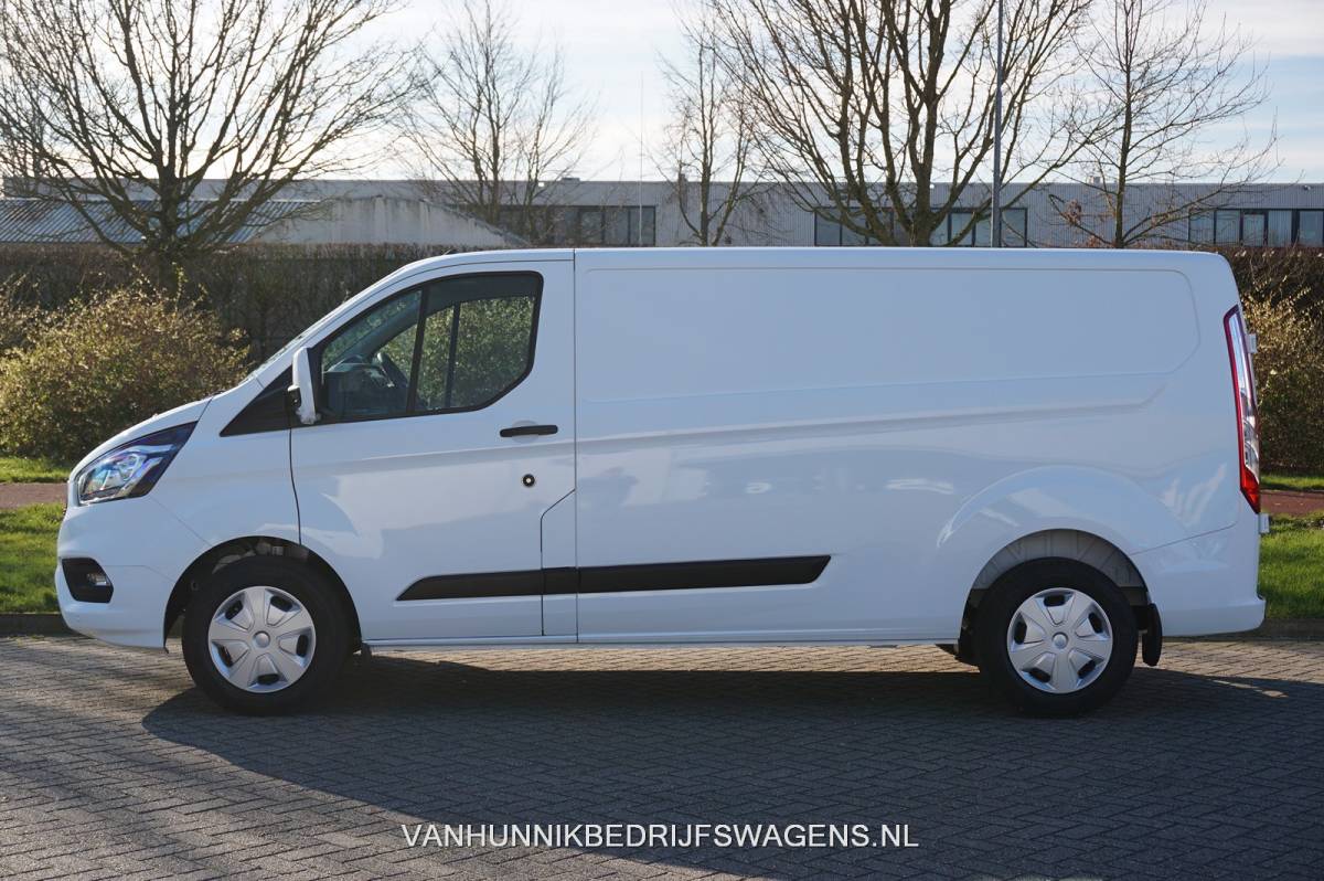 Ford Transit Custom Ford Transit Custom 340L 130PK Trend AUT BPM VRIJ!! Airco, Camera, Apple CP/Android Auto, Standkachel!! NR. 499