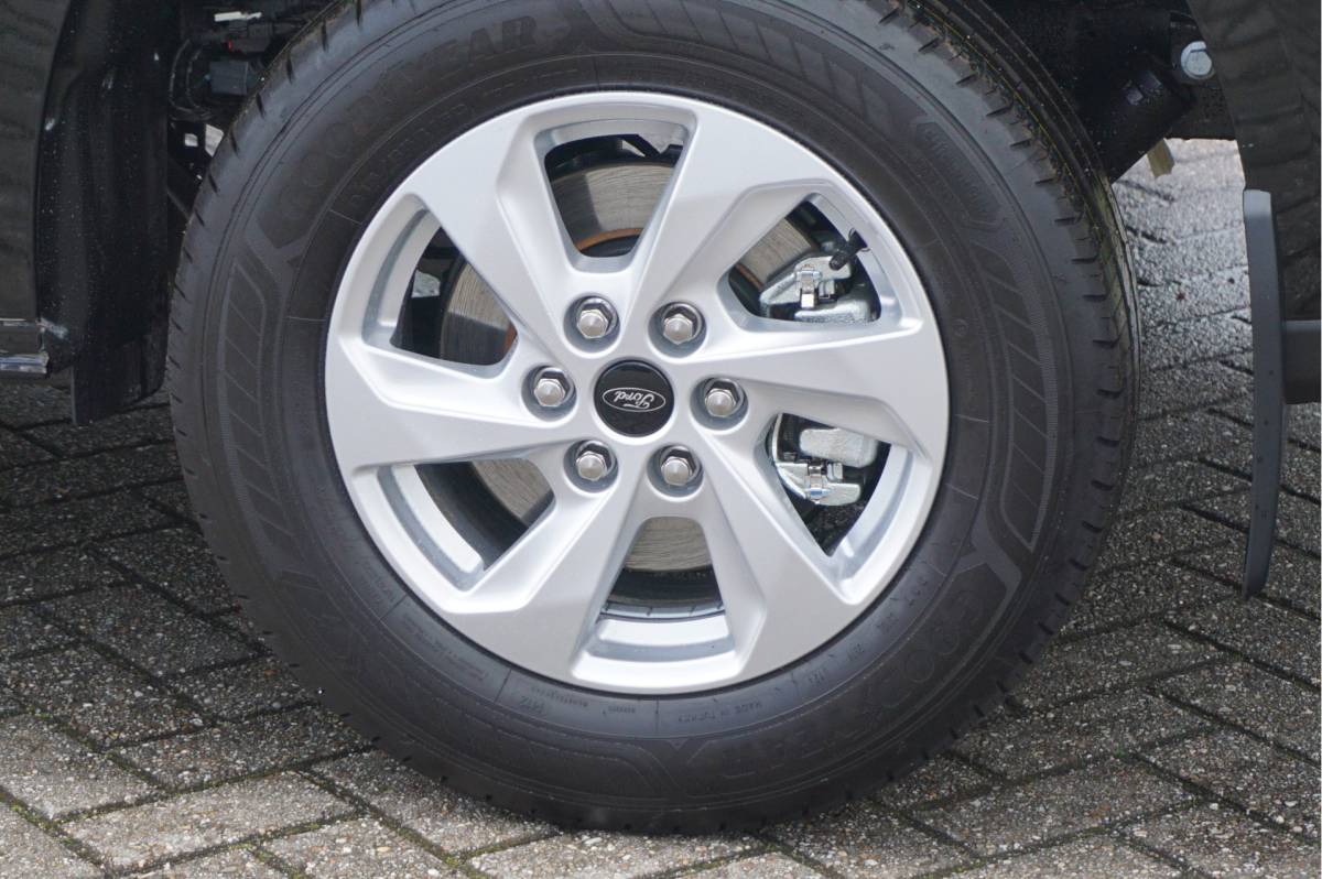 Ford Transit Custom Ford Transit Custom 300L 136PK Trend AUT BPM VRIJ!! Sync4 Apple CP / Android A, Camera, LED, LM!! NR. 405