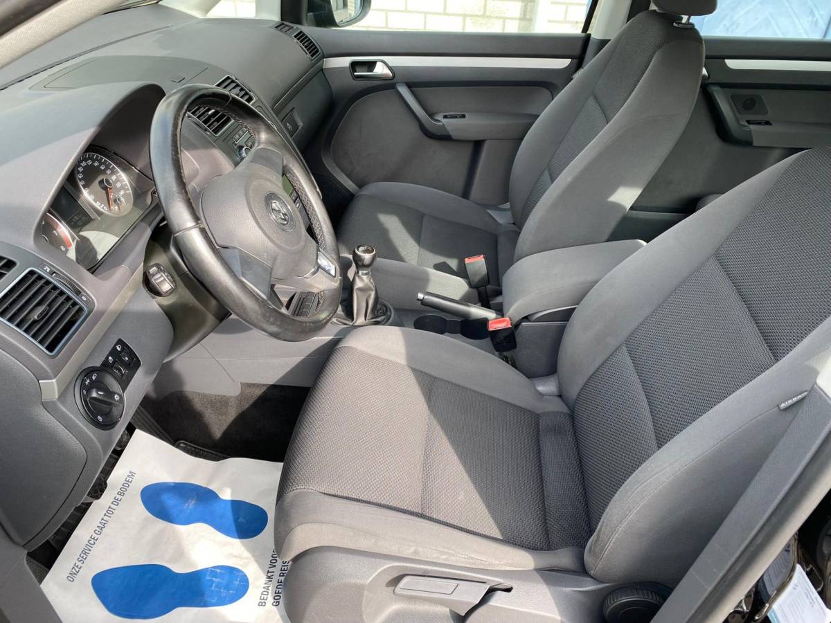 Volkswagen Touran Volkswagen Touran 1.2 TSI Highline BlueMotion 7p. Cruise Controle! Stoelverwarming! Airco